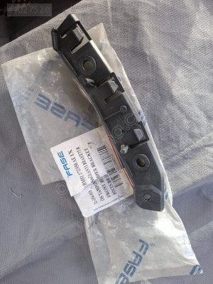 Ford focus tampon braket ön sağ BM5117D958AE