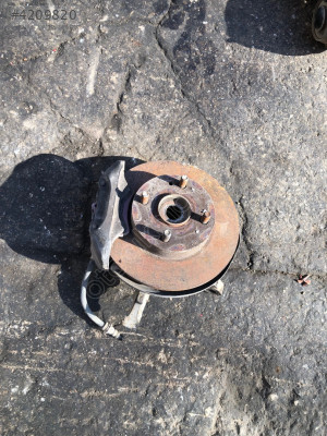 MAZDA 121 SAG ÖN TAŞIYICI