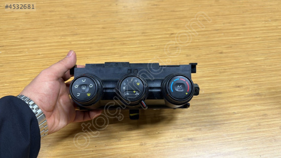 2018-23 MODEL DACIA DUSTER ORJ ÇIKMA KLİMA KONTROL PANELİ