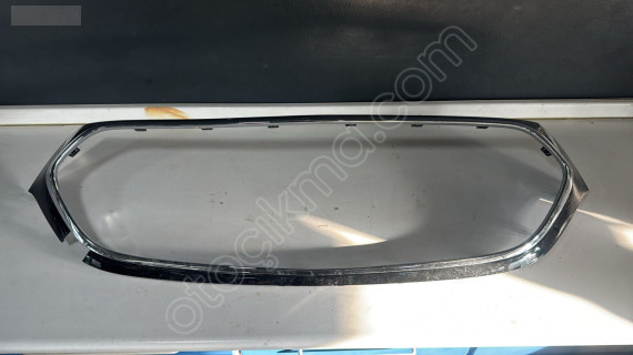 MERCEDES E SERİ W214 ÖN PANJUR ÇERÇEVESİ  2148881000