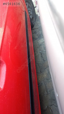 hyundai getz sağ ön tek kapı çıtası