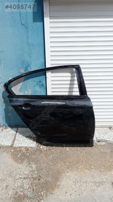VOLKSWAGEN PASSAT B8 ORJINAL ÇIKMA SAG ARKA KAPI