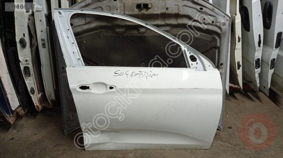 Fiat Egea sağ ön kapı