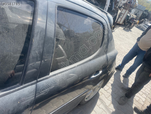 Peugeot 207 sol arka kapı kilidi