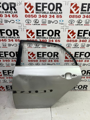 TOYOTA COROLLA SOL ARKA KAPI ÇIKMA ORJİNAL YEDEK PARÇA