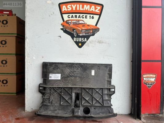 TESLA MODEL Y RADYATÖR KAPAĞI ORJİNAL