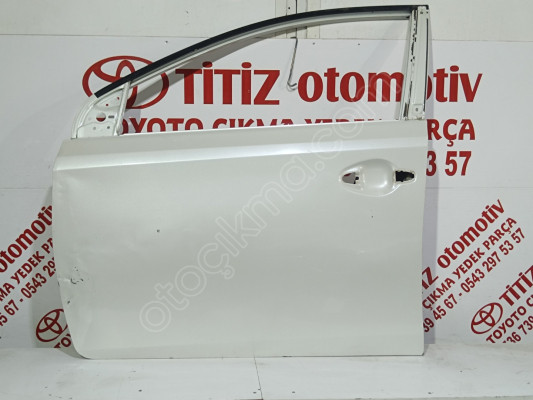 TOYOTA AURİS SOL ÖN KAPI 2013/2018
