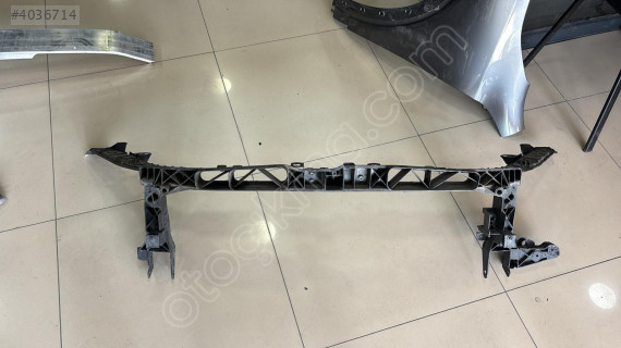 MERCEDES GLB X247 GLA EQB EQA ÖN PANEL 2476223300
