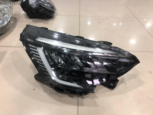 RENAULT CLİO 5 İCON FULL LED SAĞ FAR 260109379R