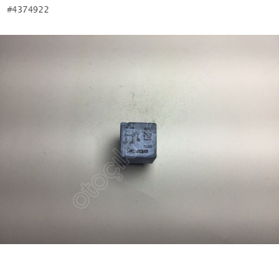 Citroen C5 Mavi Röle 250102