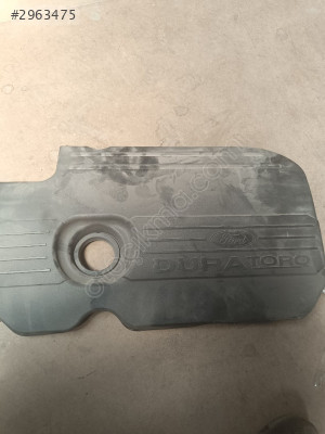 Ford focus 3 motor üst plastik kapağı