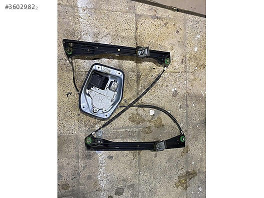 VW JETTA SOL ÖN CAM KRİKOSU