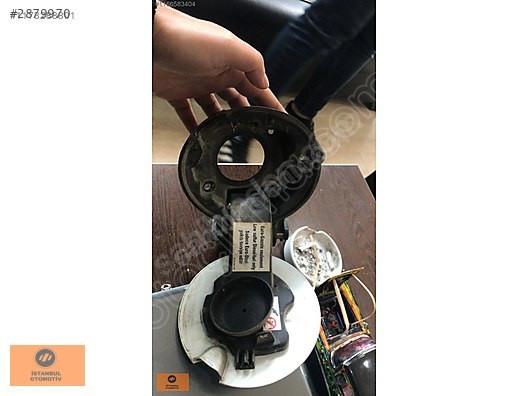 RENAULT MEGANE 3 1.5 D ORJINAL ÇIKMA DEPO KAPAĞI