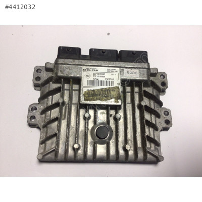 Renault Clio 3 1.5 DCI Motor Beyni 28321424 237101989R 237101990R