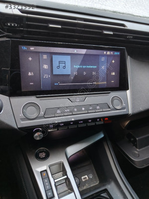 Peugeot 408 bilgi ekranı