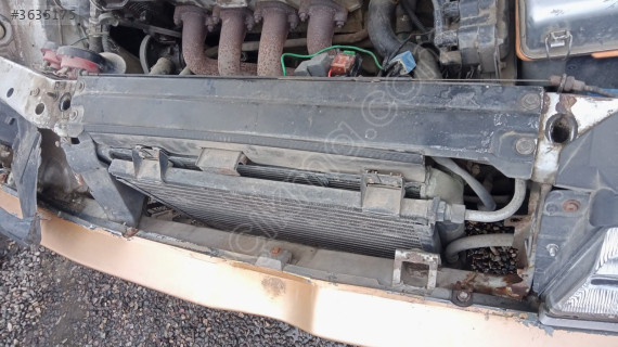 Alfa Romeo 164 radyatör takım yedek parça
