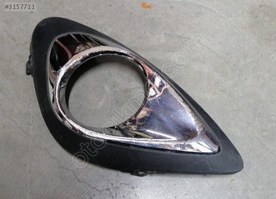 Nissan micra sağ sis çerçevesi 2.el orjinal k13 2010 2015