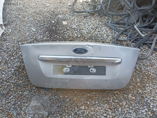 Ford Focus 2.5 Bagaj Kapağı Dolu