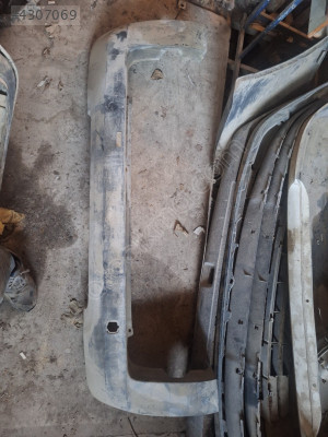 Fiat Fiorino arka tampon