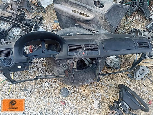 VOLKSWAGEN GOLF TORPİDO ORJİNAL ÇIKMA
