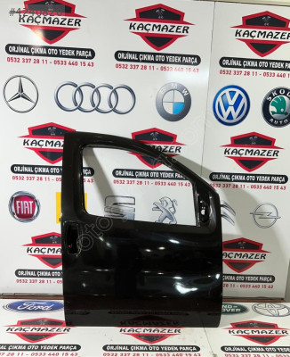 FİAT FİORİNO SAG ÖN KAPI SİYAH HATASIZ BOYASIZ ÇIKMA