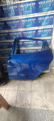 Renault Clio 4 sol arka kapı
