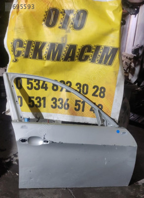 E90 BMW 3 Serisi Sağ Ön Kapı - Orijinal Çıkma Parça