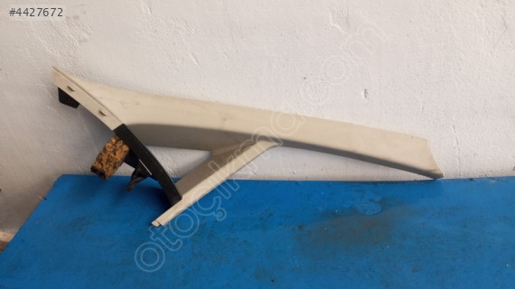 Fiat Linea sağ ön direk kaplaması