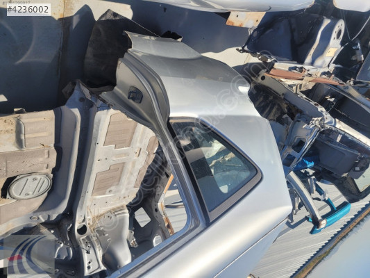 TOYOTA VERSO 2005 ÇIKMA SAĞ ARKA ÇAMURLUK