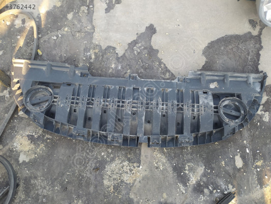 ÇIKMA RENAULT FLUENCE ÖN TAMPON ALT MUHAFAZA MAKYAJSIZ 622350006R