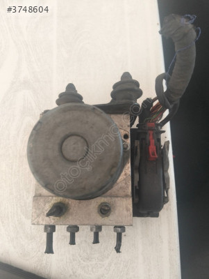 AUDI A4 8K0 614 51 7BT KODLU ABS BEYNİ