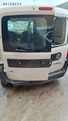FİAT DOBLO GENİŞ AİLE ÇİFTLİ BAGAJ KAPAĞI
