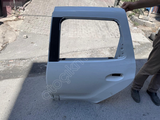 DUSTER SOL ARKA KAPI DACİA ORJİNAL ÇIKMA PARÇA