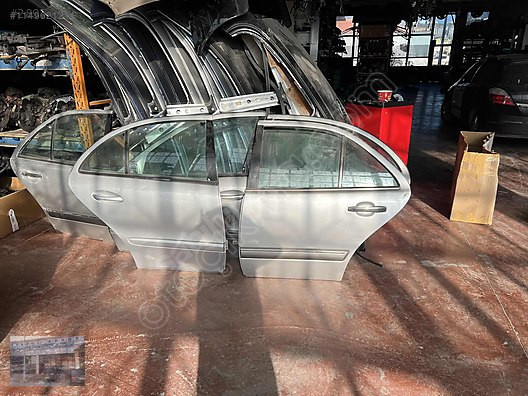MERCEDES E 200 211 KASA KAPI ÇIKMA
