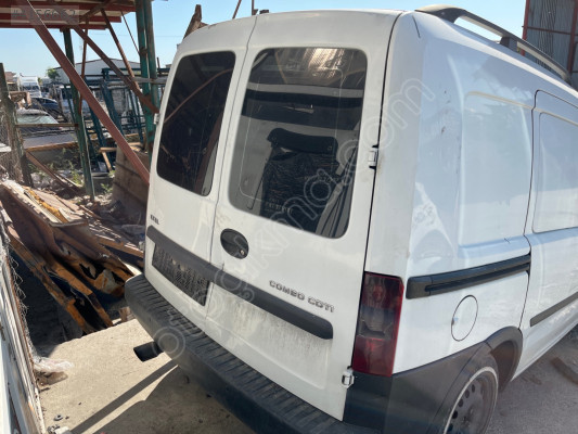 Opel Combo Çıkma Bagaj