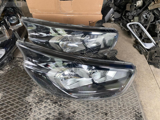 MİRİM OTODAN FORD CUSTOM SAĞ FAR