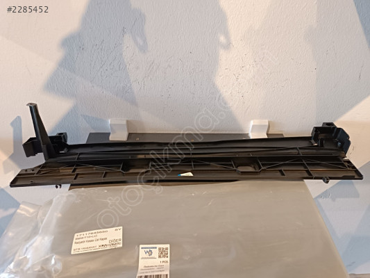 BMW F10+LCİi Radyatör Kasası Üst Kapak 17117645650 SY