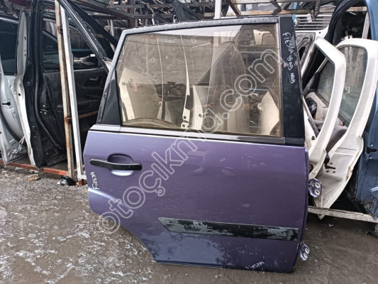 FORD FİESTA 2004 SAĞ ARKA KAPI KONUK OTO