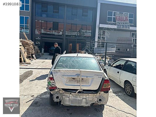 TOYOTA COROLLA 2003 - 2007 SAĞ ÖN KAPI
