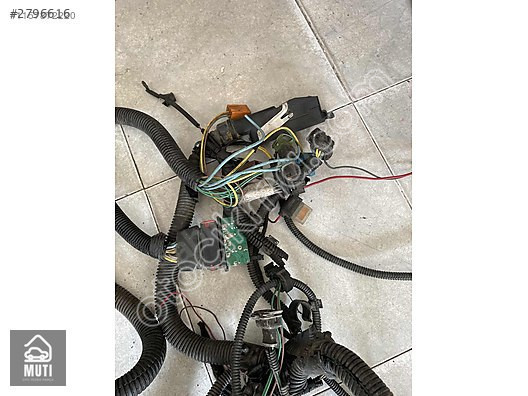Bmw E30 motor üst elektrik tesisatı 1928401383