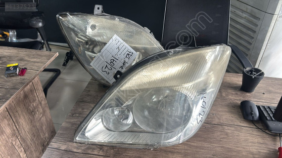 MERCEDES SPRİNTER W906 SAĞ-SOL FAR 9068200261