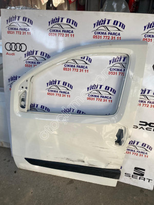 Fiat fıorıno ön sol kapı Çıkma