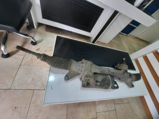 AUDİ A4 DİREKSİYON KUTUSU