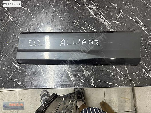 81A853969B AUDİ Q2 SOL ARKA KAPI BANDI ORİJİNAL ÇIKMA