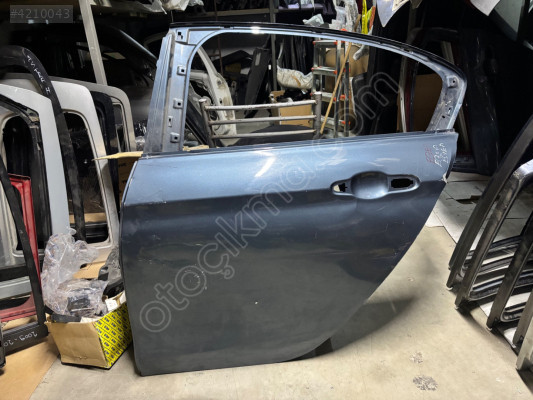 FİAT EGEA SOL ARKA KAPI ORJİNAL ÇIKMA