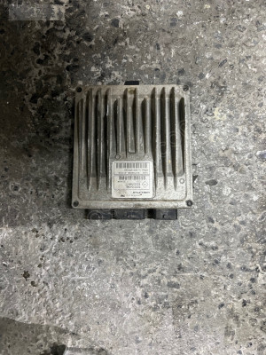 RENAULT CLIO 2 MOTOR BEYNİ