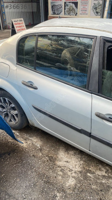 Renault Megan 2 hatasız sağ arka kapı