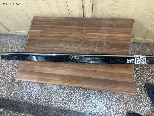 MERCEDES W203 ARKA TAMPON ÇITASI ORTA ORJİNAL ÇIKMA