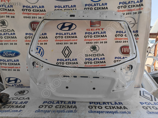 Toyota C-HR bağaj kapağı orjinal beyaz ğöçük hasarlı