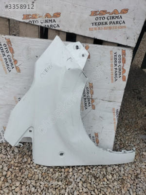 Ford courier çıkma sağ ön çamurluk 2013-2018